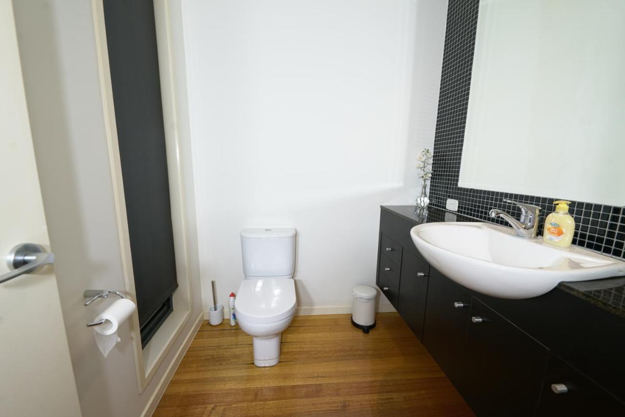 Luxury 7Brm Entire House Lakeview Blackswans Wifi Bbq Resort Point Cook Ngoại thất bức ảnh